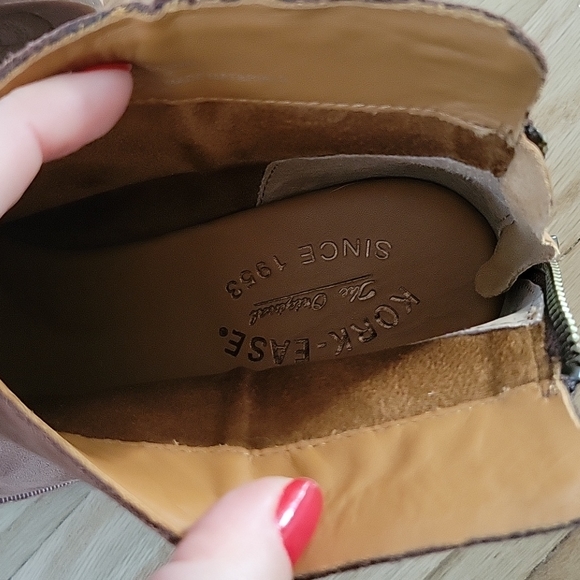 Kork-Ease Kecia Bootie, size 7.5 - Picture 6 of 8